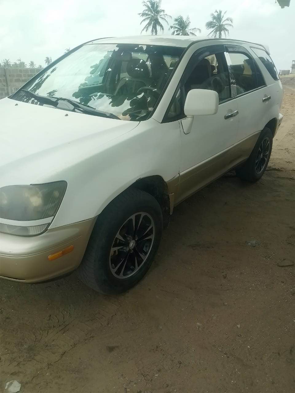 A picture of Lexus RX300 Registered . Working fine Price 3.7m location Badagry