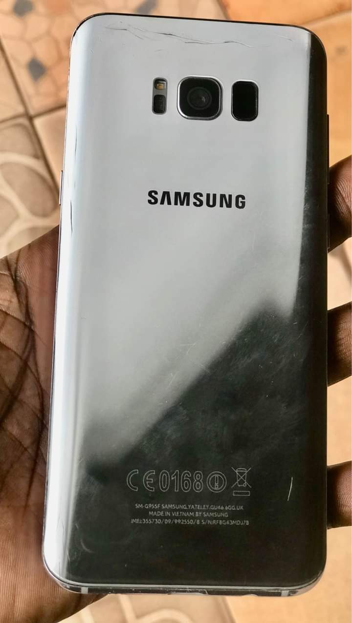 A picture of Samsung S8