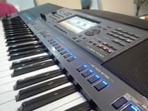 pianos