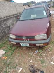 A picture of Pure firstbody pan Golf 3 untouched Engine and gear automatic