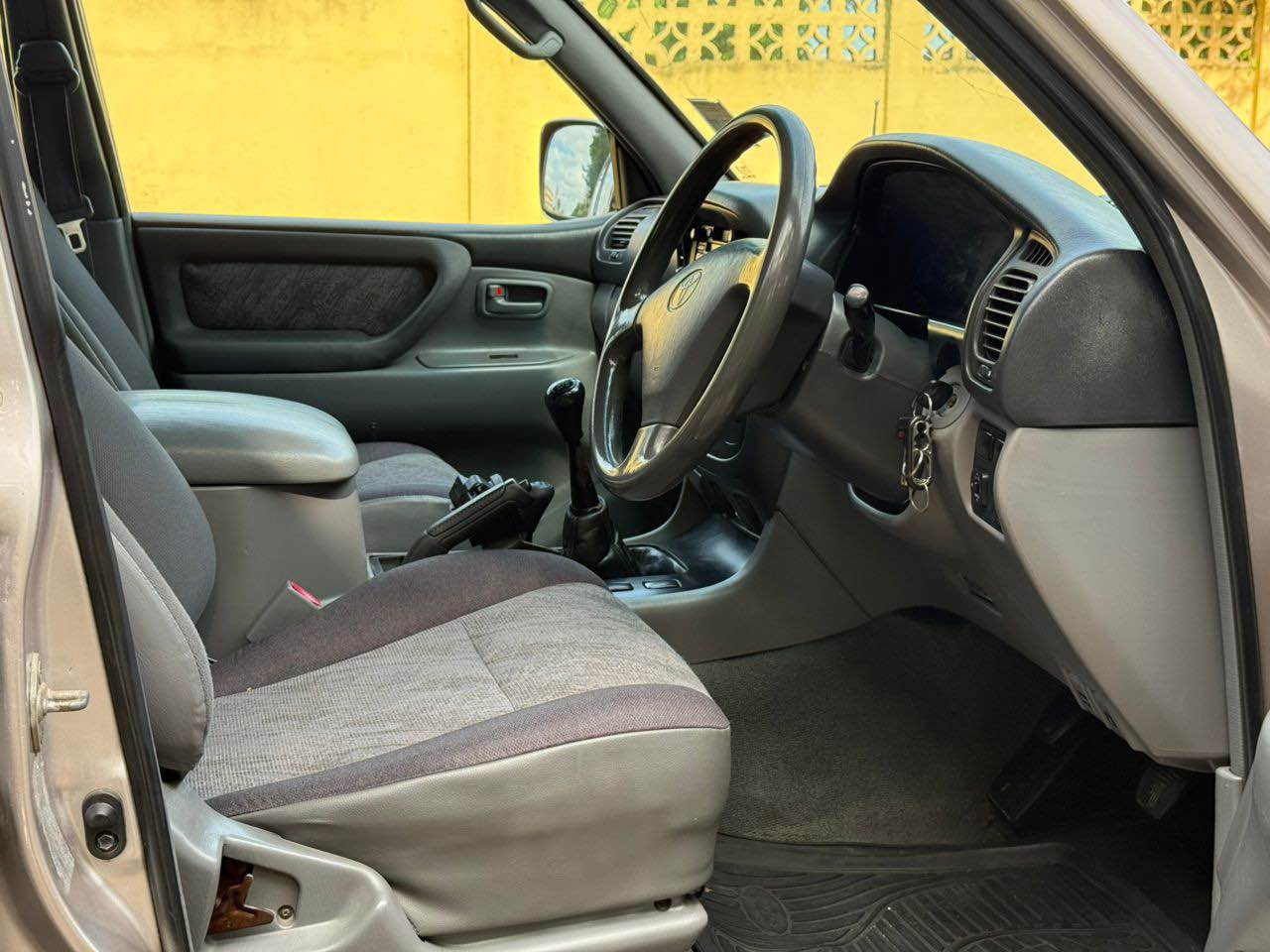 A picture of Toyota landcruiser