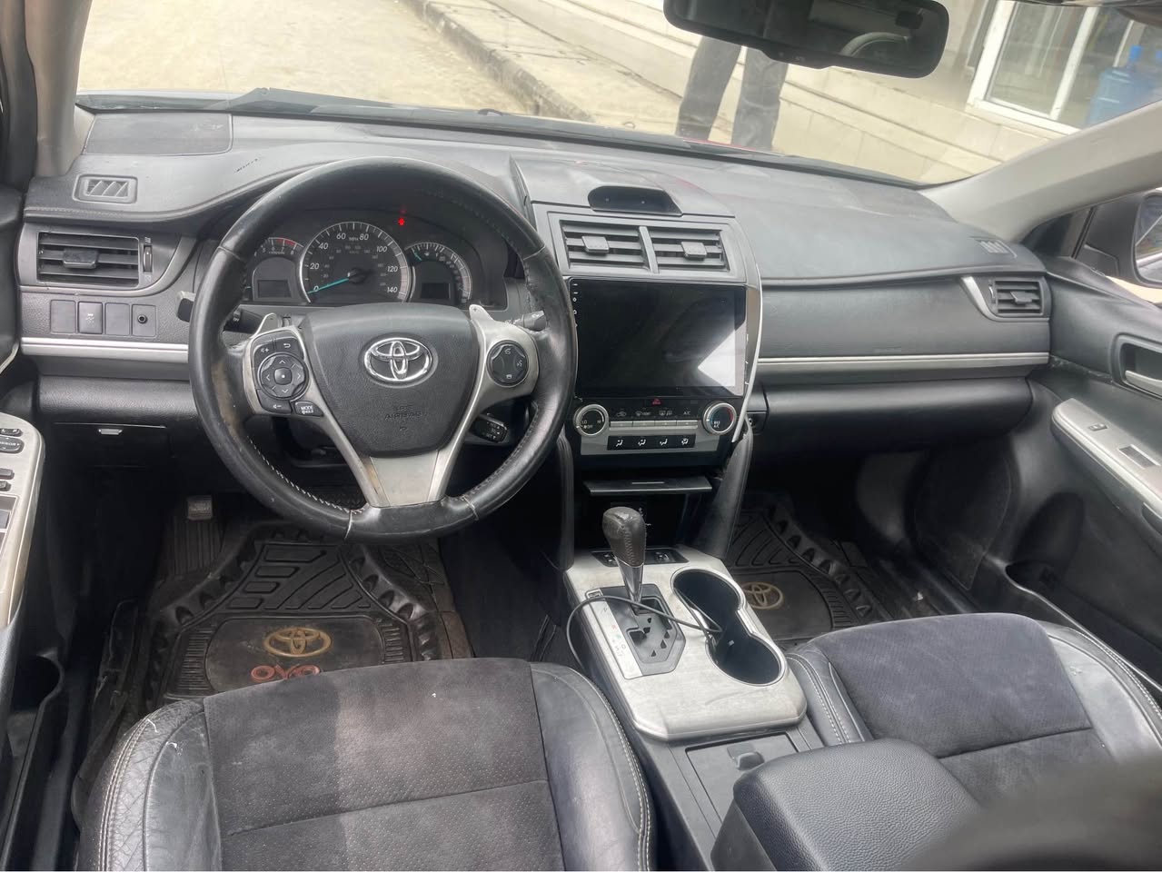A picture of Extremely clean 2012 Toyota Camry Full option