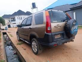 A picture of First pure body 2003 model registered Honda CRV