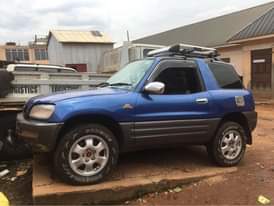 A picture of Rav 4 short on sale 10M 0757270290