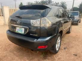 A picture of Car s