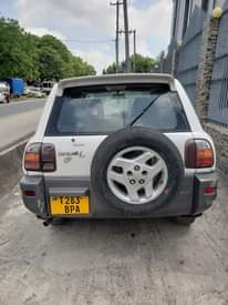A picture of RAV4 OLD