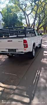 used toyota hilux