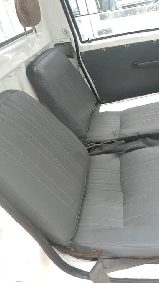 A picture of Daihatsu Hijet mini pickup.