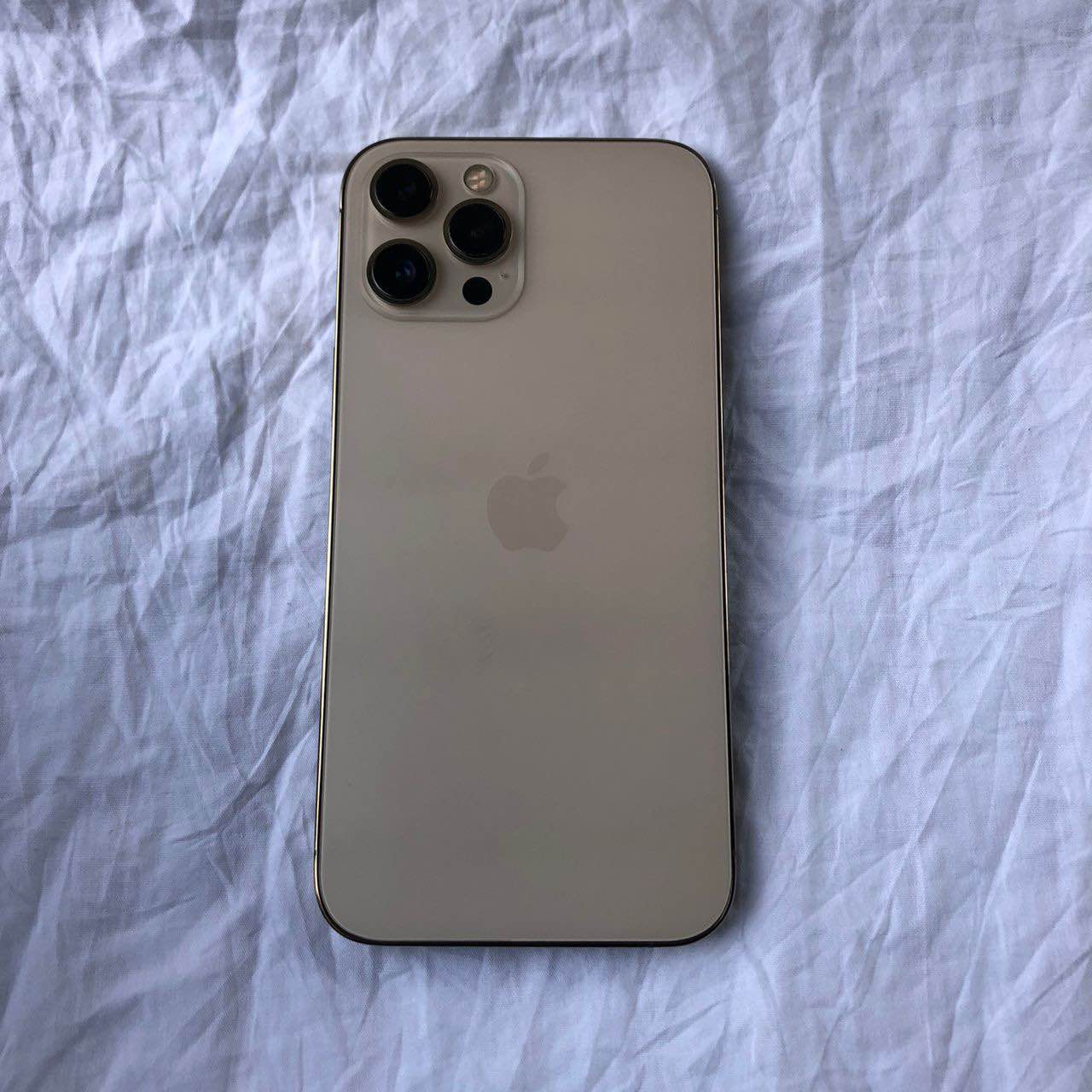 A picture of iPhone 12pro max