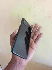 A picture of Google pixel 4XL GB 128