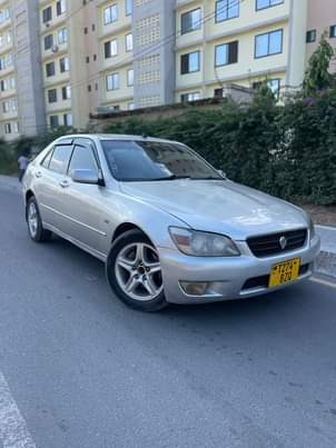 A picture of TOYOTA ALTEZZA 0714058883