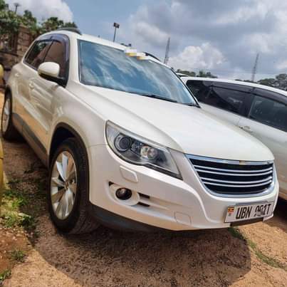 A picture of Tiguan 2010 33m now