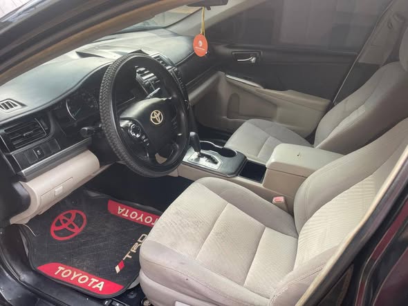 A picture of Toyota Camry 2013
