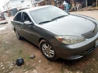 A picture of Toyota Camry 03 08076141420