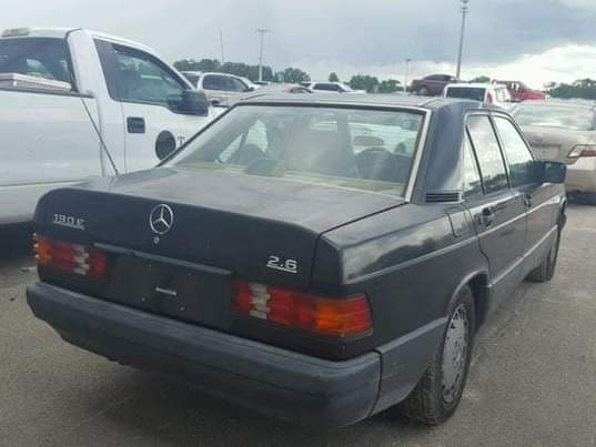 A picture of Mercedes Benz 190 07036919566