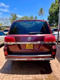 A picture of 2010 Toyota Landcruiser
