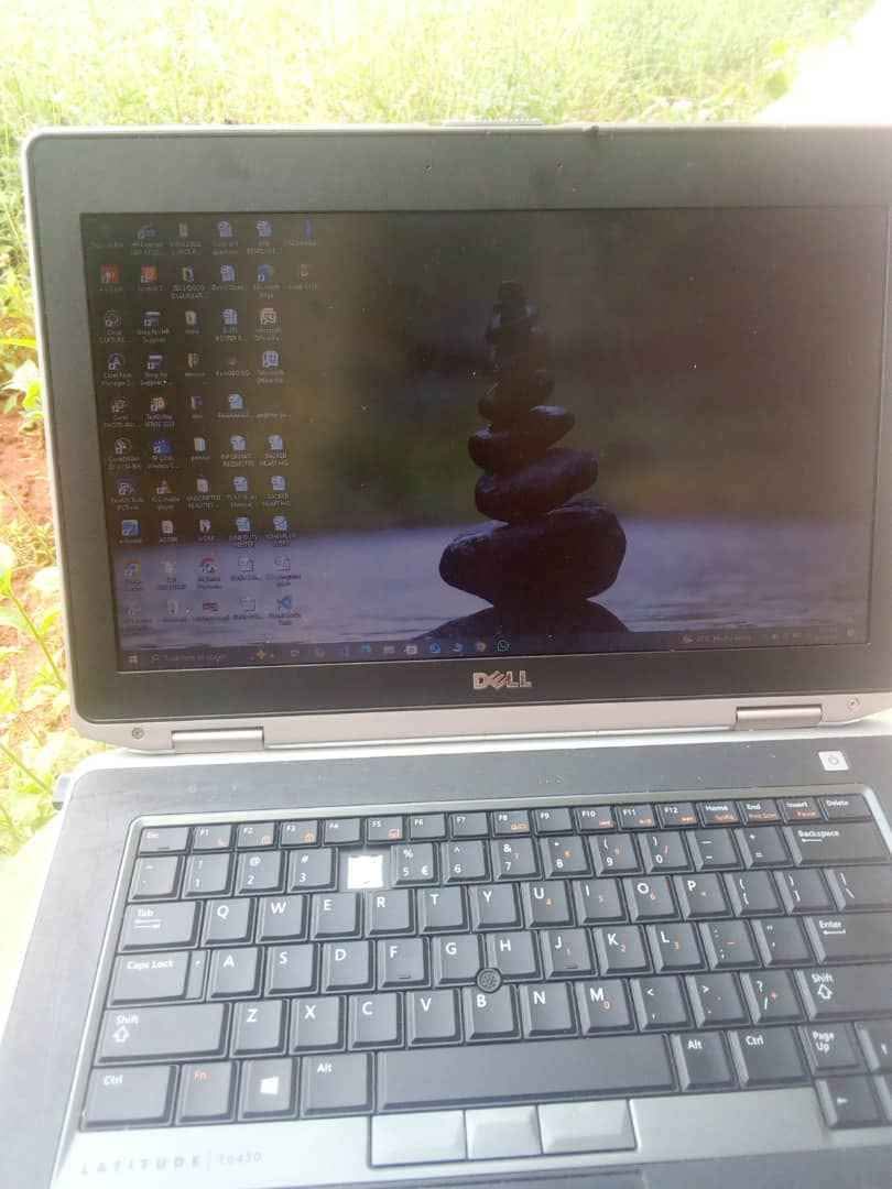 A picture of Dell