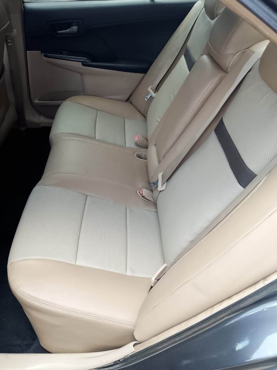 A picture of Toyota Camry 2014 for sale price 8 9m distress sale