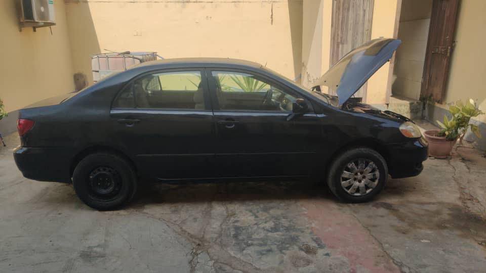 A picture of TOYOTA COROLLA 04 08069557848