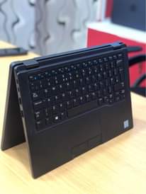 A picture of DELL 7390 2 in 1