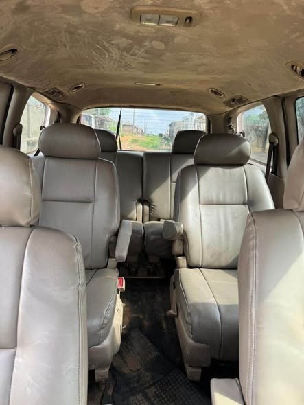 A picture of Toyota sienna 2001
