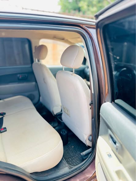 A picture of Toyota passo
