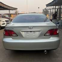 A picture of 2004 Lexus es 330 FIRST BODY PAN SUPER COOL ENGINE