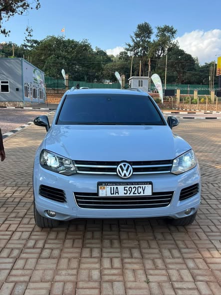 A picture of Volkswagen Touareg