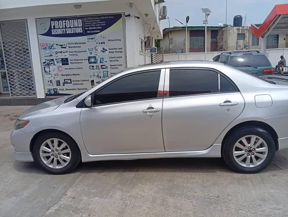 A picture of  Super Clean Toyota Corolla 2009 buy and drive Lagos