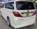 A picture of Toyota alphard 2010