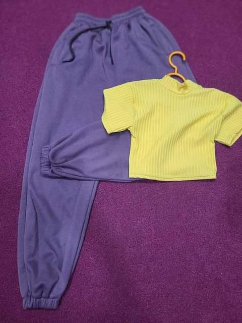 A picture of Sweater pants 35 000