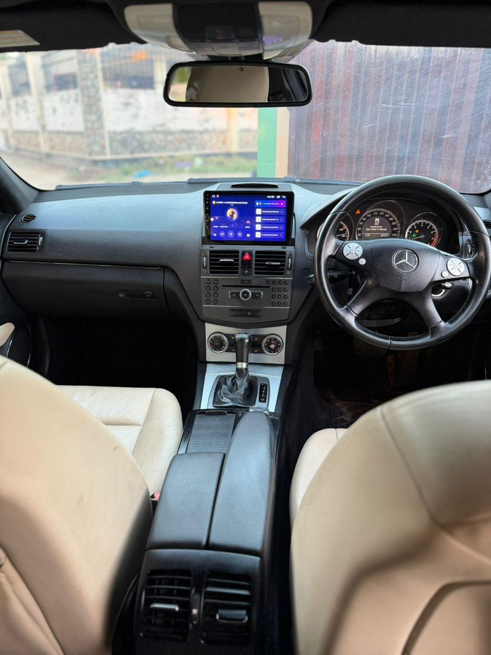 A picture of Mercedes benz