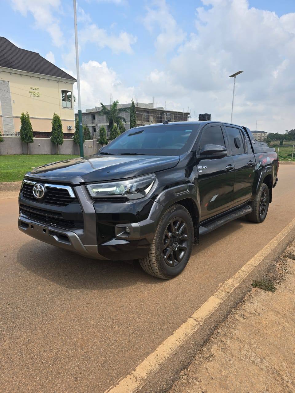 A picture of Bullet proof unregistered 2021 foreign used Toyota adventure Automatic Area