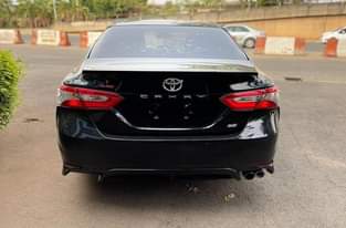 A picture of Foreign used 2020 Toyota Camry SE
