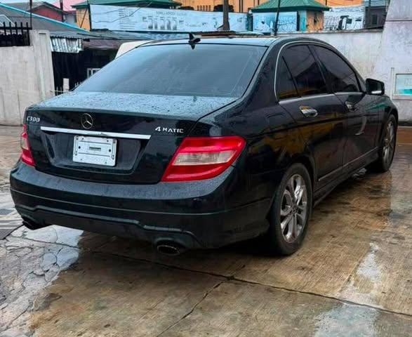 A picture of Mercedes C 300 4matic
