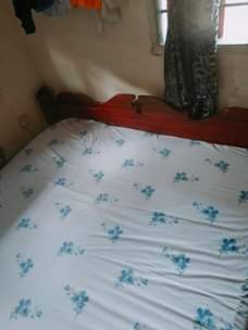 A picture of Ichi kitanda nakitupa nikigumu sana nipe 120000