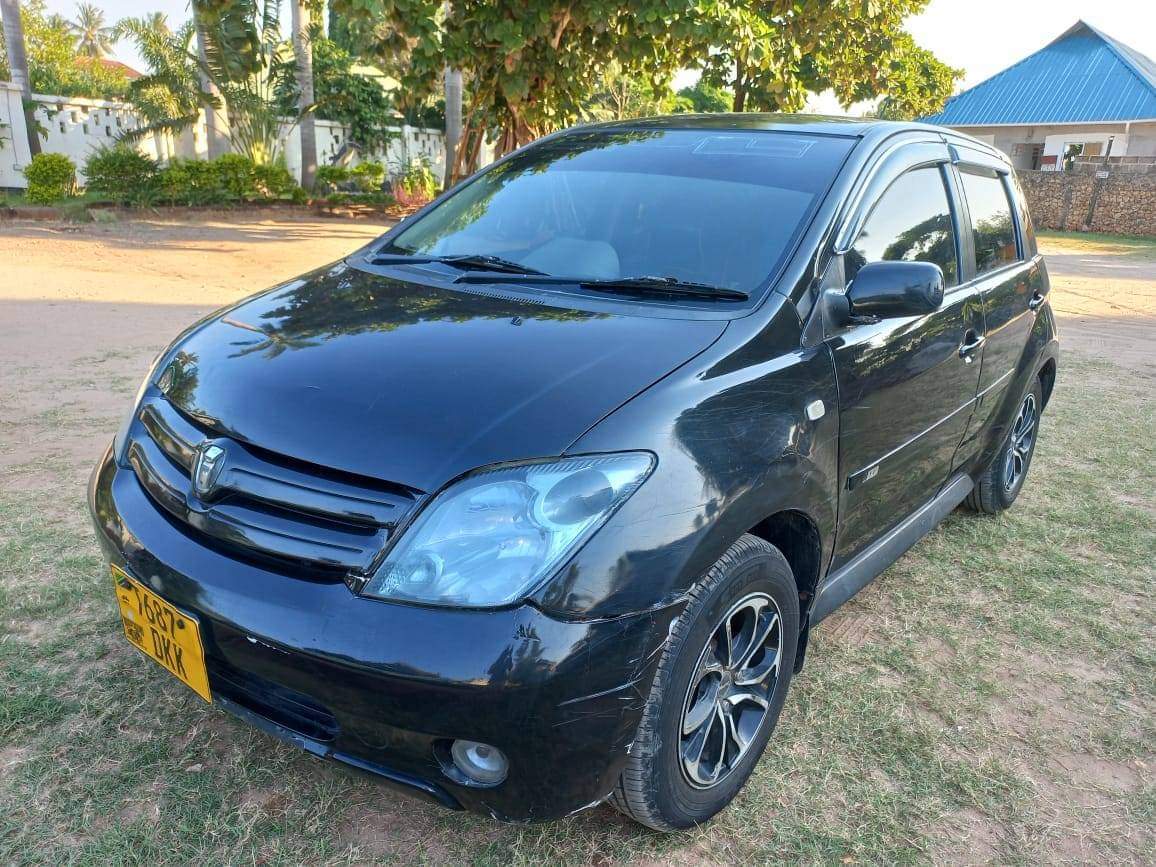 used toyota ist