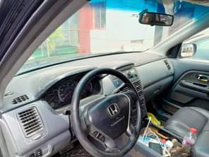 A picture of SUPER CLEAN HONDA PILOT 2005 MODEL GOING FOR 2 7M