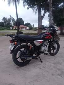 A picture of Boxer x125 inauzwa Call WhatsApp 0766670030 Maongezi yapo