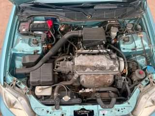 A picture of Honda Civic 2000