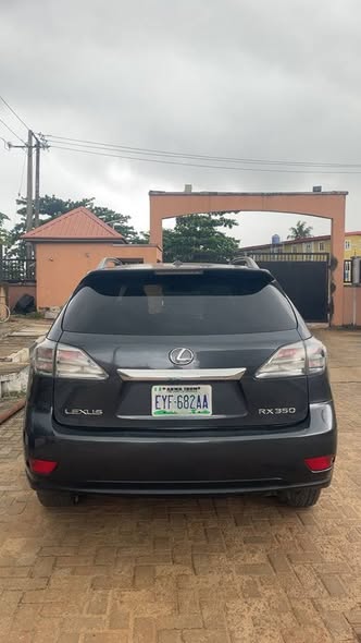 A picture of lexus rx 350 2011 08103497110
