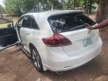 A picture of Venza Belgium Stand Price 10m Location Bauchi State WhatsApp Number