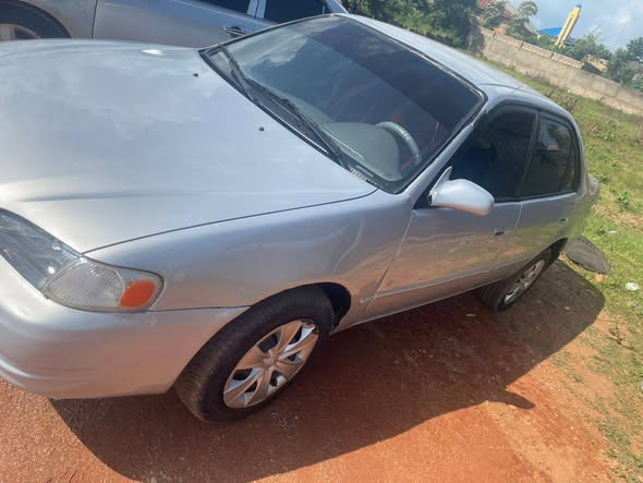 A picture of Toyota Corolla okerejuowoelo