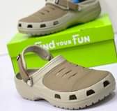 crocs