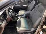 A picture of Hyundai Sonata 2011