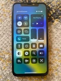 A picture of iPhone XS