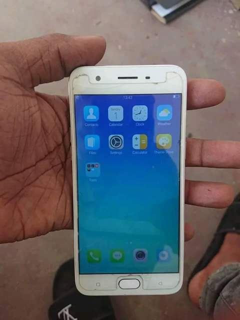 A picture of Oppo A57