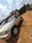 A picture of Clean Nigerian Used Nissan Pathfinder First Body Clean favric interior