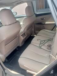 A picture of Awoof sales Awoof sales Belgium grade 2012 Toyota venza AC