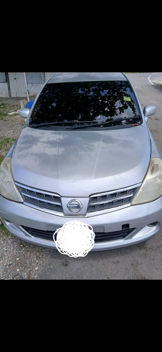 used nissan tiida